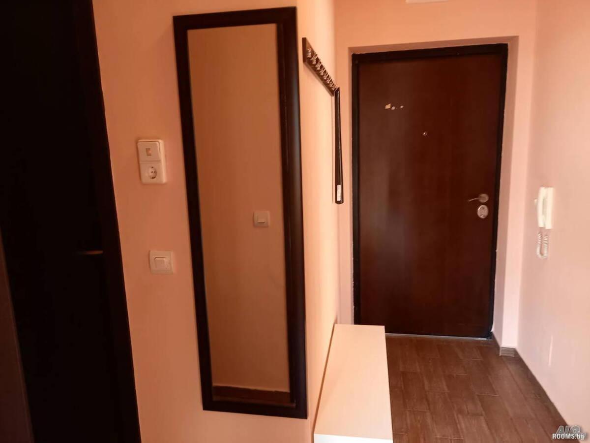 Апартамент Романтика Varna Exterior photo